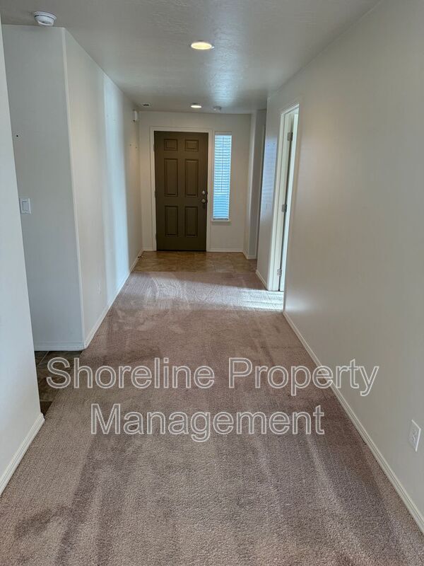 Building Photo - 101 N Voyage Ave