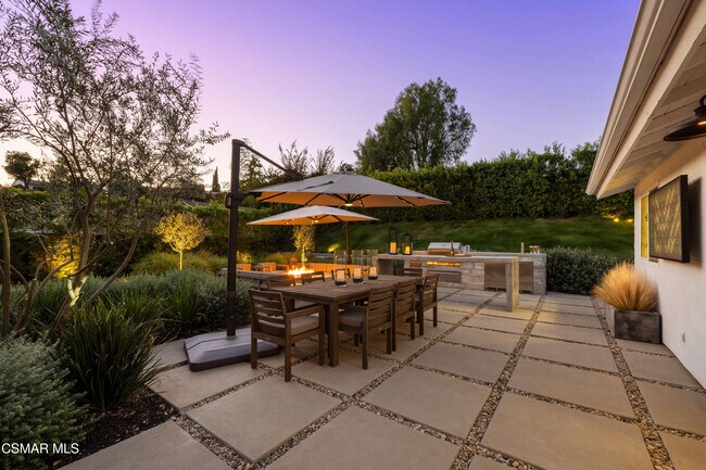 Building Photo - 1501 Valecroft Ave