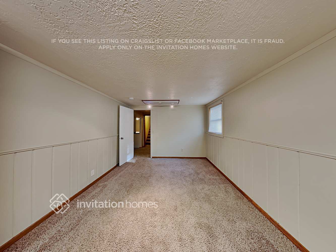 Building Photo - 17477 Java Ct N