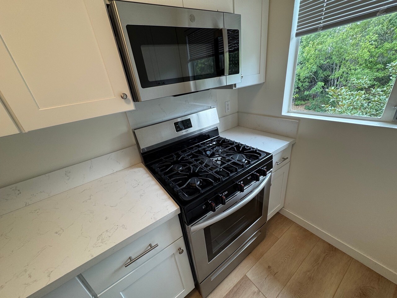 Building Photo - 11662 Sunset Blvd