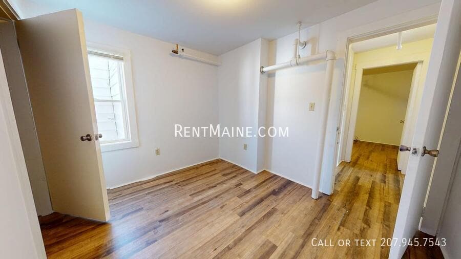 Building Photo - 2412 Western Ave