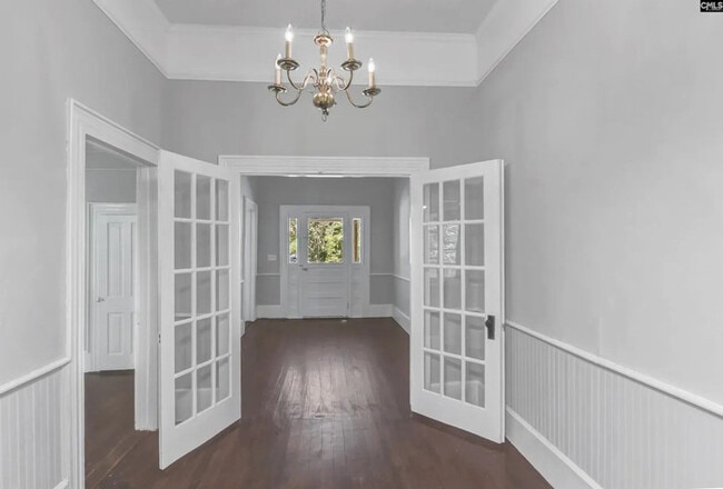 Building Photo - 3 Bedroom 1 Bathroom