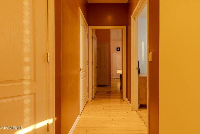 Building Photo - 18425 N 14th St