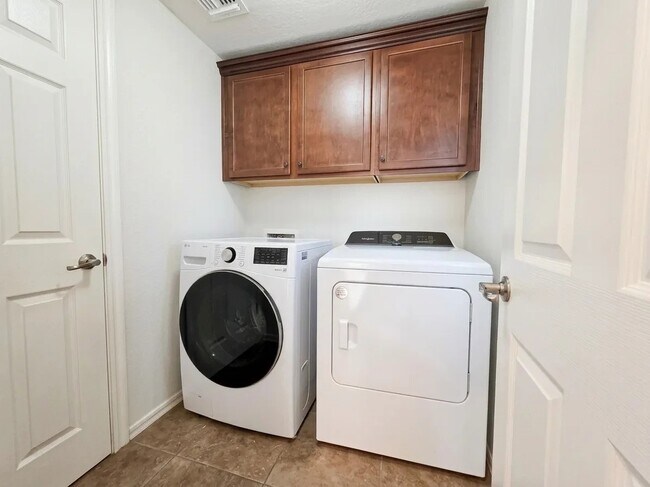 Building Photo - 19115 E Superstition Ct