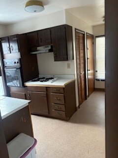 Building Photo - 165 N Center St