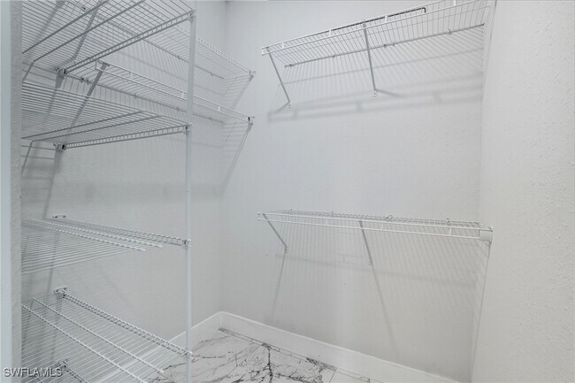 Building Photo - 2314 NW 33rd Pl