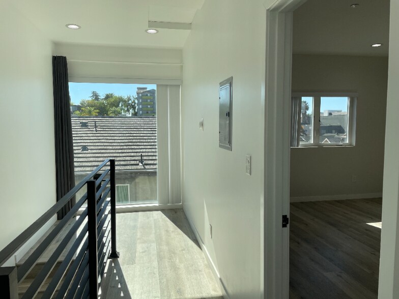 Building Photo - 140 N Carondelet St