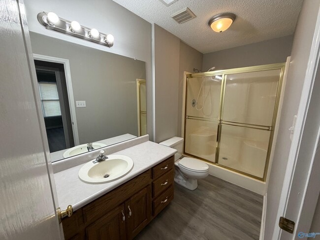 Building Photo - 2405 Halifax Pl SW