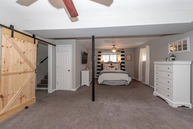 Building Photo - 3bd/2.5ba 2-story home in quiet neighborhood.