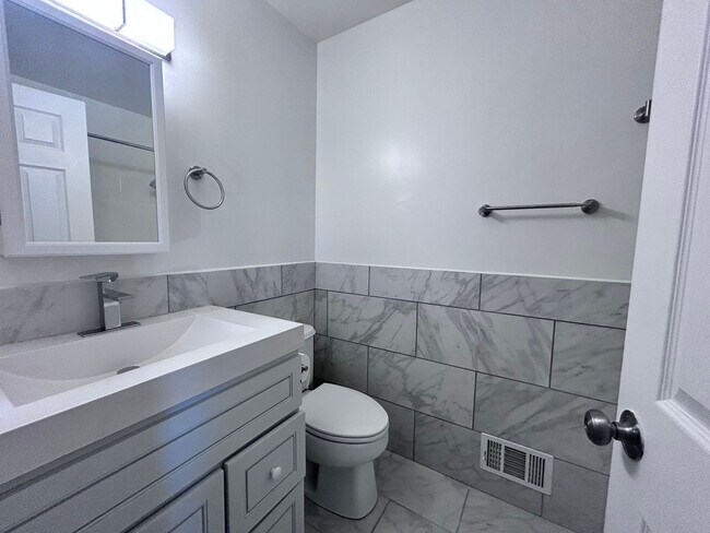 Building Photo - 50 Nedra Ct