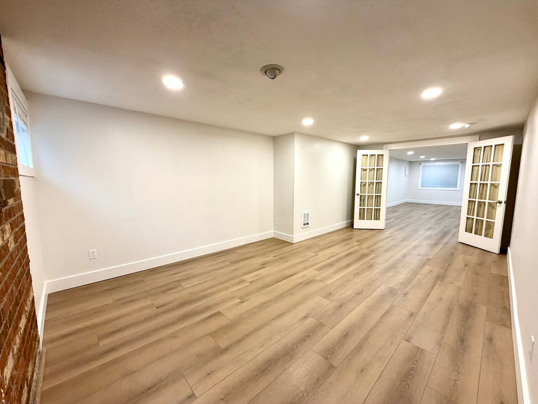 Building Photo - 315 SE 151st Ave