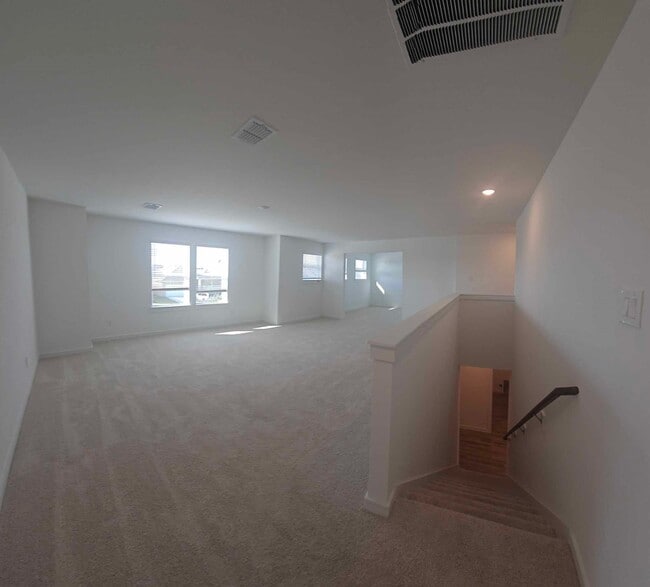 Building Photo - 8414 Bay Oaks Dr