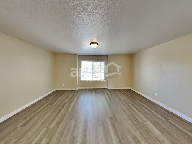 Building Photo - 18908 E 47th Dr