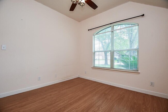 Building Photo - 24019 Hackberry Creek Dr