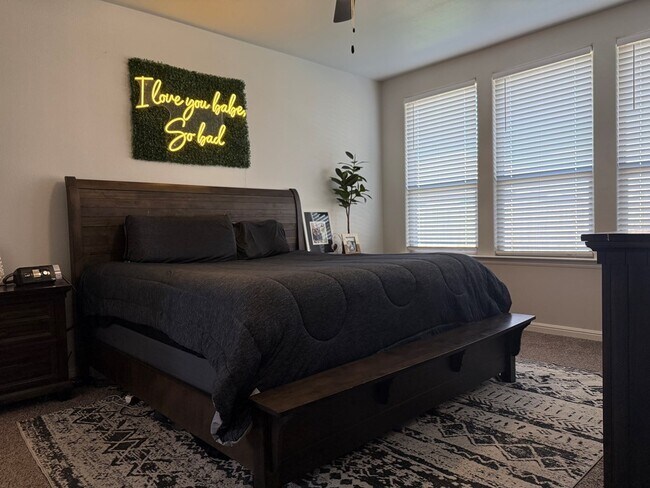 Building Photo - 7106 Saguaro Rd