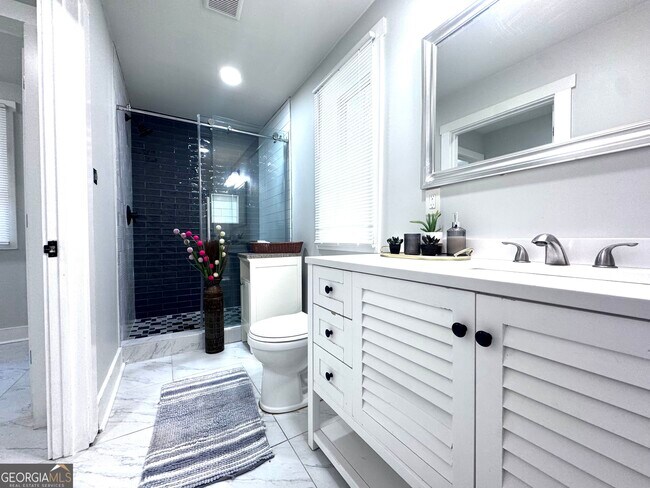 Building Photo - 3280 Stonewall Tell Rd