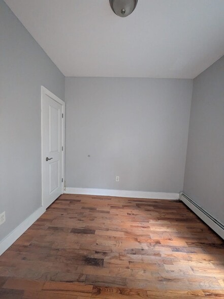Building Photo - 134 Wilkinson Ave