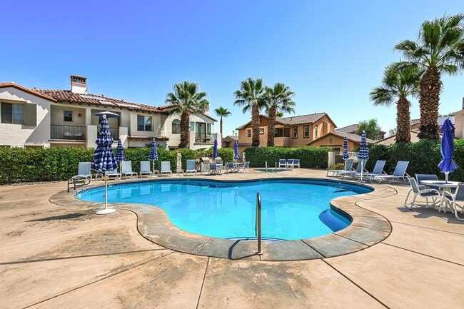 Building Photo - 450 White Fox Trail