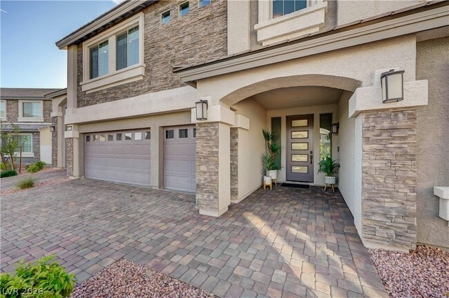 Building Photo - 6780 Stella Rosa Ct