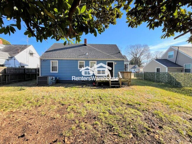 Building Photo - 459 Algonquin Rd