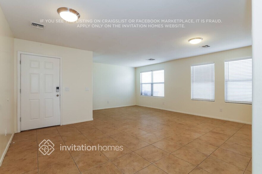 Building Photo - 1938 W San Tan Hills Dr