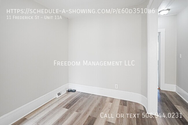 Building Photo - 11 Frederick St