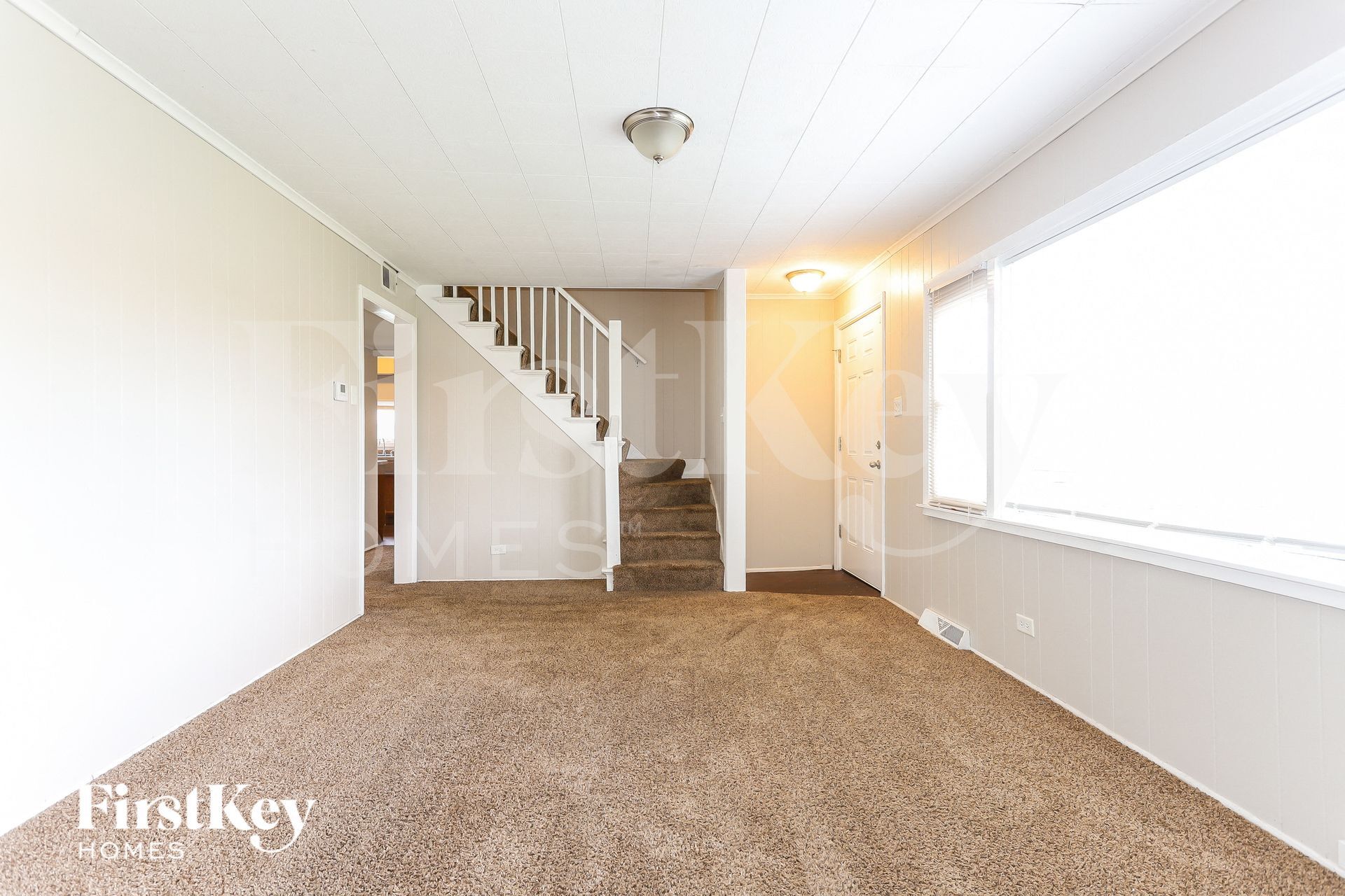 Building Photo - 14448 Kilbourn Ave