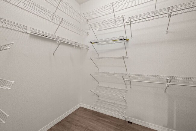 Building Photo - 6679 Bethesda Point