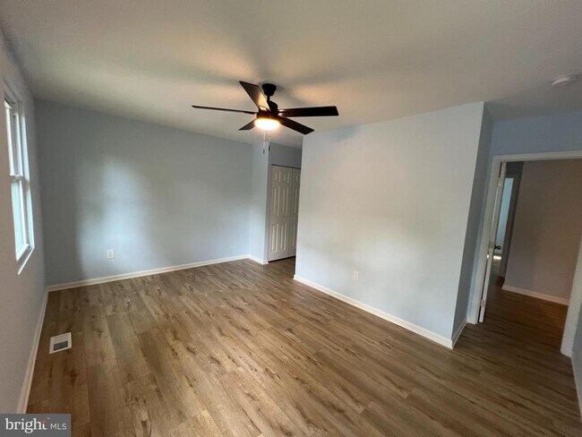 Building Photo - 5779 Flagflower Pl