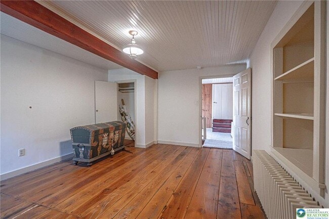 Building Photo - 621 Nursery Rd