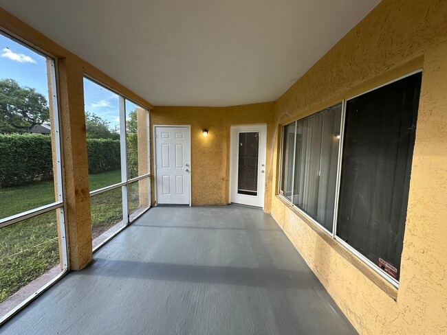 Building Photo - 2662 NW 33rd St