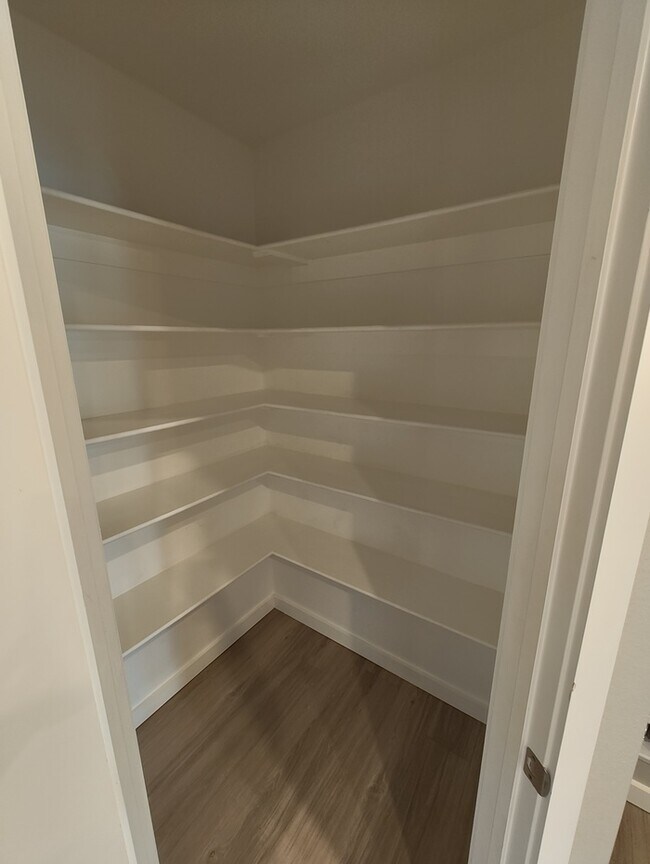 Building Photo - 3 bed 2 bath in Lone Star Trails!