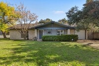 Building Photo - 8713 Azalea Trl