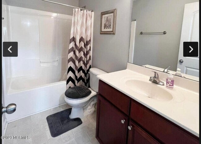 Building Photo - 204 Prism Ct