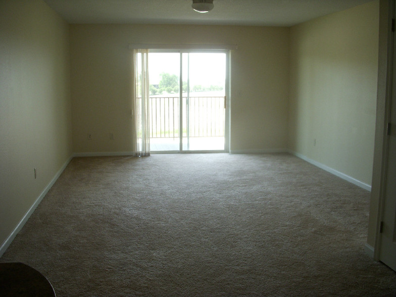 Building Photo - 2702 Sunner Ave