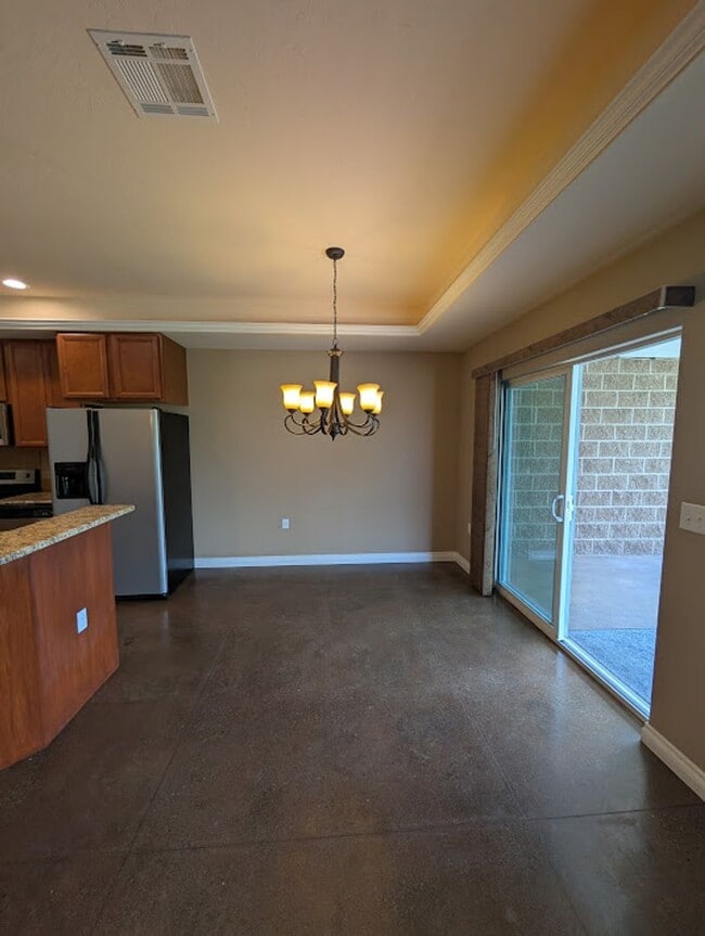 Building Photo - Gorgeous 3 Bed 2 Bath Clarkston Townhouse ...