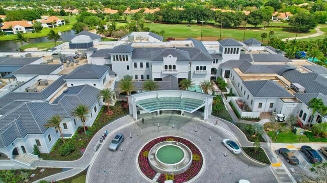 Building Photo - 6675 NW 25th Way