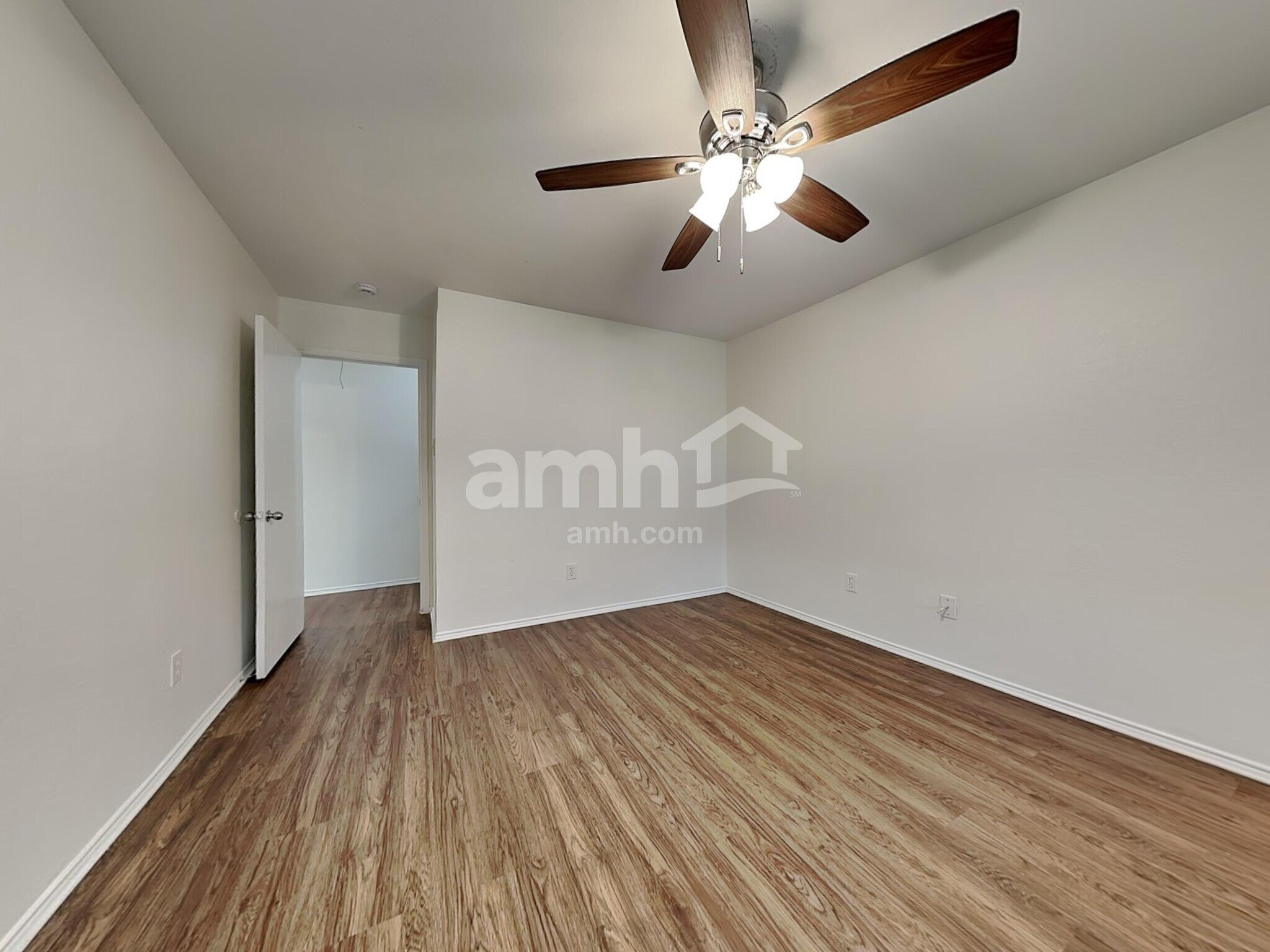 Building Photo - 115 Windsor