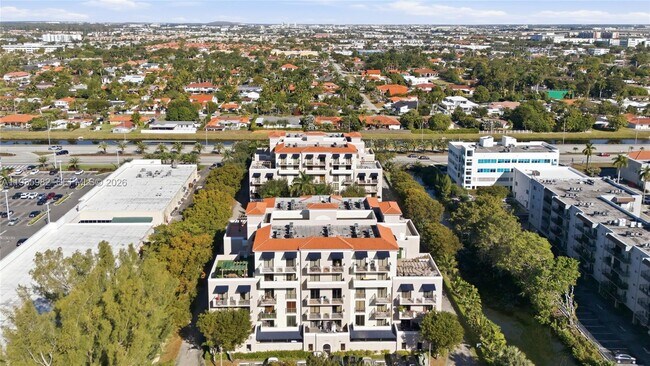 Building Photo - 8430 SW 8th St