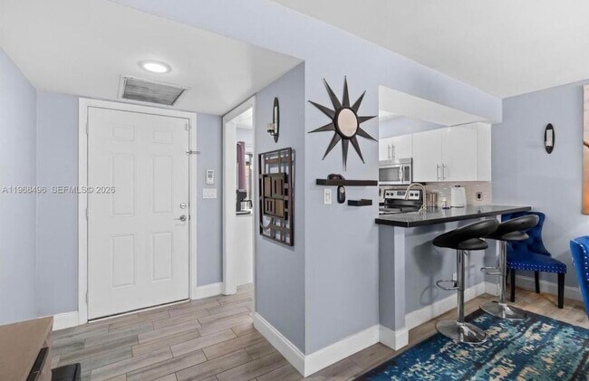 Building Photo - 2900 NW 69th Ct