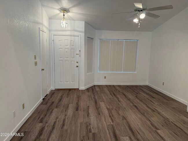 Building Photo - 3510 E Hampton Ave