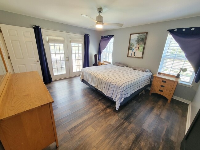 Building Photo - 3902 India Cove