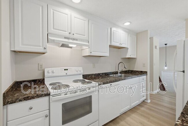 Building Photo - 15241 Louis Mill Dr