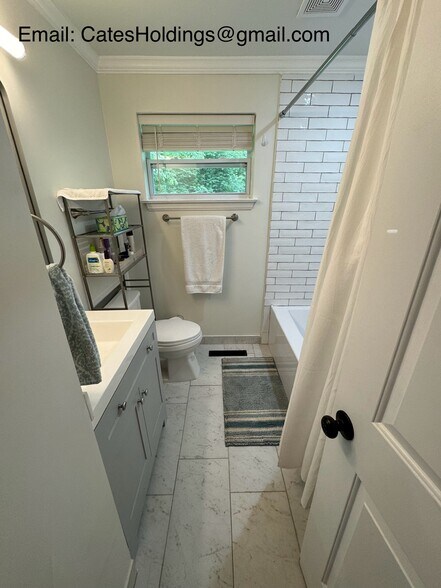 Building Photo - 4848 Gilmore Dr
