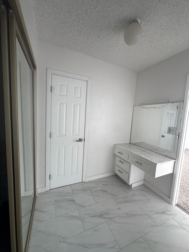 Building Photo - 5140 Catoctin Dr