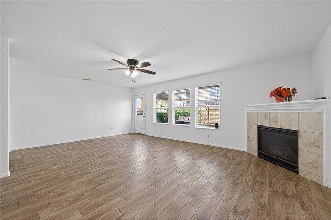 Building Photo - 9931 Chimney Swift Ln