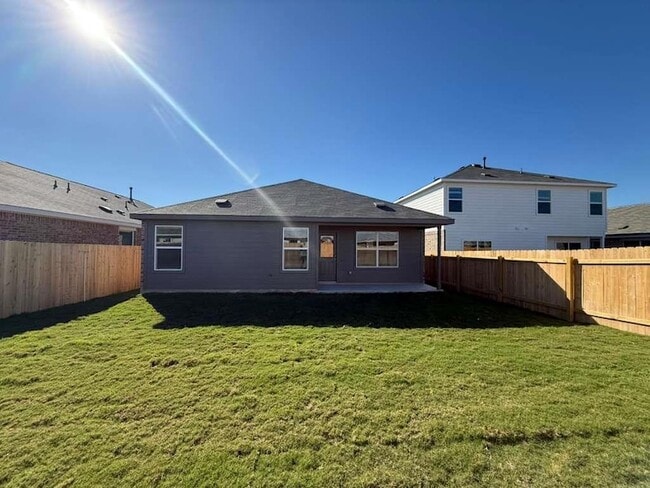 Building Photo - 205 Herald Dr