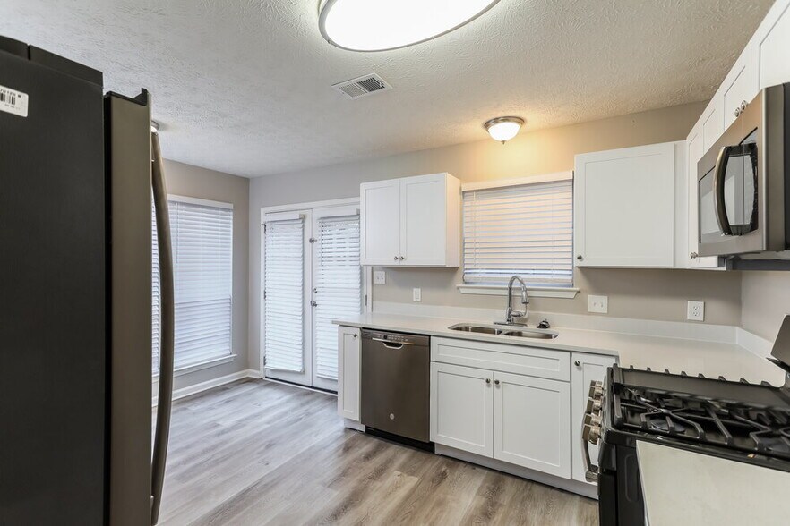 Building Photo - 1314 Watercrest Cir