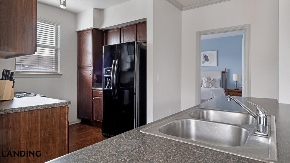 Building Photo - 15330 Liberty River Dr