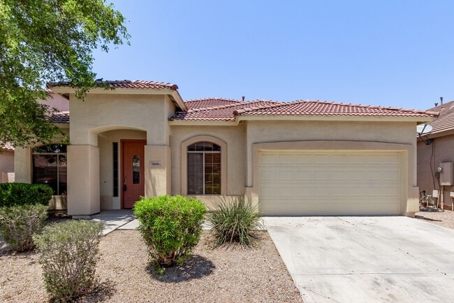 Primary Photo - Single Story Large open floor plan home